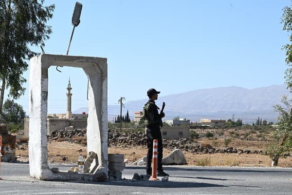 Diplomats meeting in Paris for US mediated talks between Syria and Israel